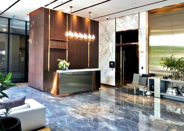 New Family Near Asok And Queen Sirikit Center Apartment